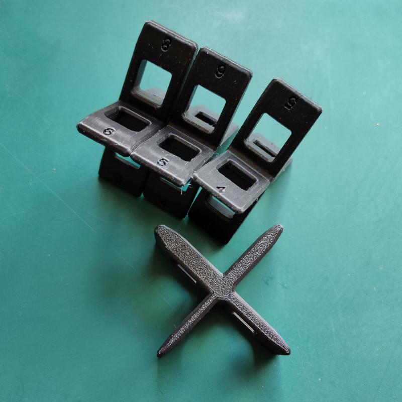 4x Decking Spacers / Board Spacing Tools (4/5/6/8mm)