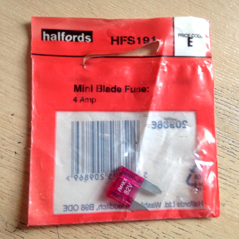 Halfords Mini Blade Fuses 4A Pink (single)